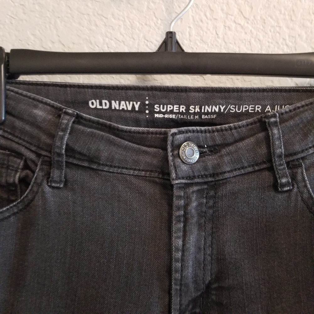 Black high waist jeans